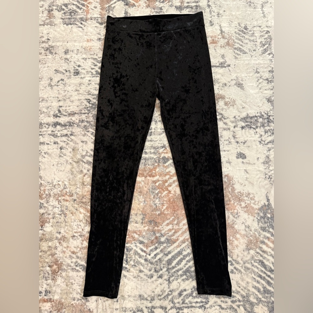 BcBg Black Velvet Leggings size M/L nwt